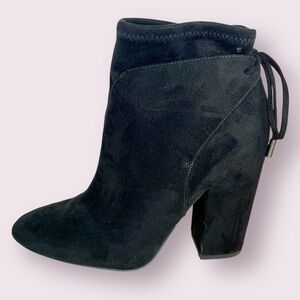 Kendall & Kylie Black Faux Suede Heel Ankle Bootie Tie Back Size 6.5